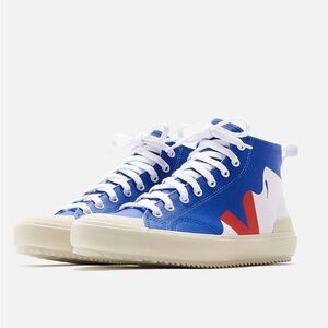 Nova High Veja blue and white womens 8.5 high top sneakers